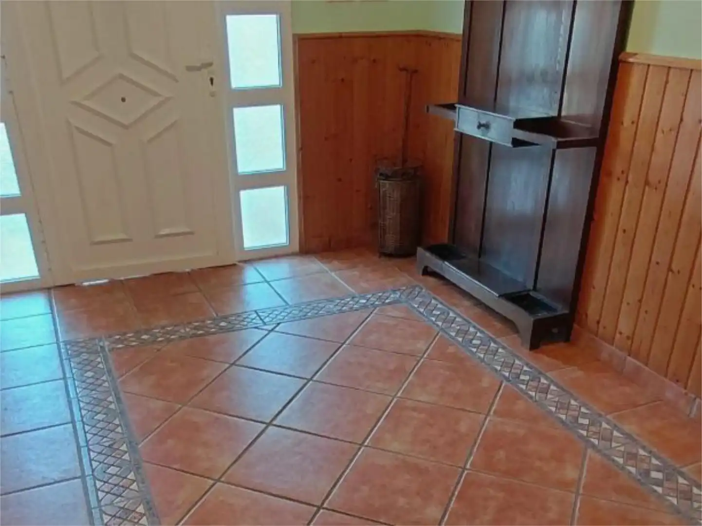 Piso en venta en Camino Paderne, 415, Navia Piso en venta en Navia con Jardín privado y Amueblado