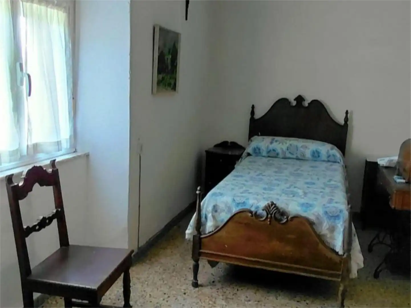 Piso en venta en Camino Paderne, 415, Navia Habitación de Piso en venta en Navia con Jardín privado y Amueblado