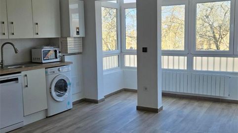 Foto 2 de Piso de alquiler en Vía de Ramón Pignatelli, 45, Pinares de Venecia, Zaragoza Capital