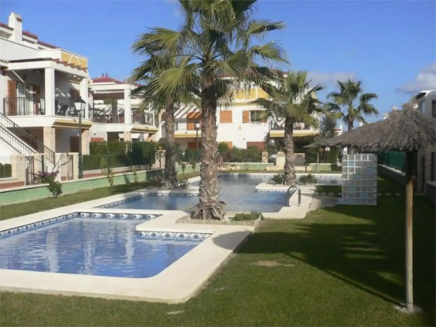 Piscina de Planta baja en venta en Daya Vieja con Aire acondicionado y Piscina