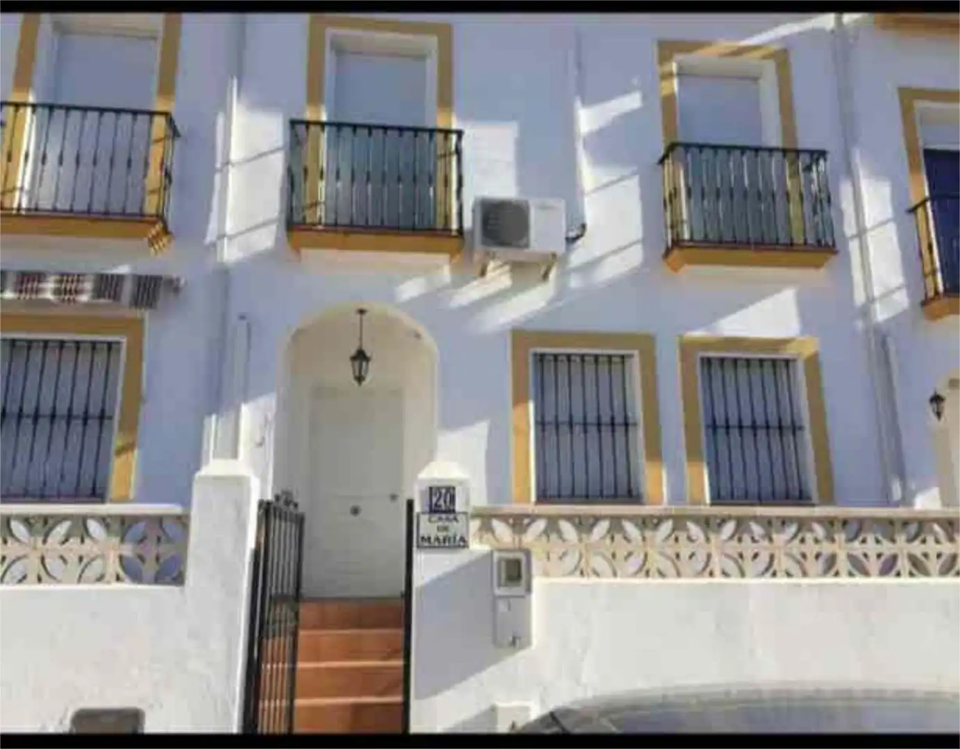Exterior view of Houses for sale in Cheles