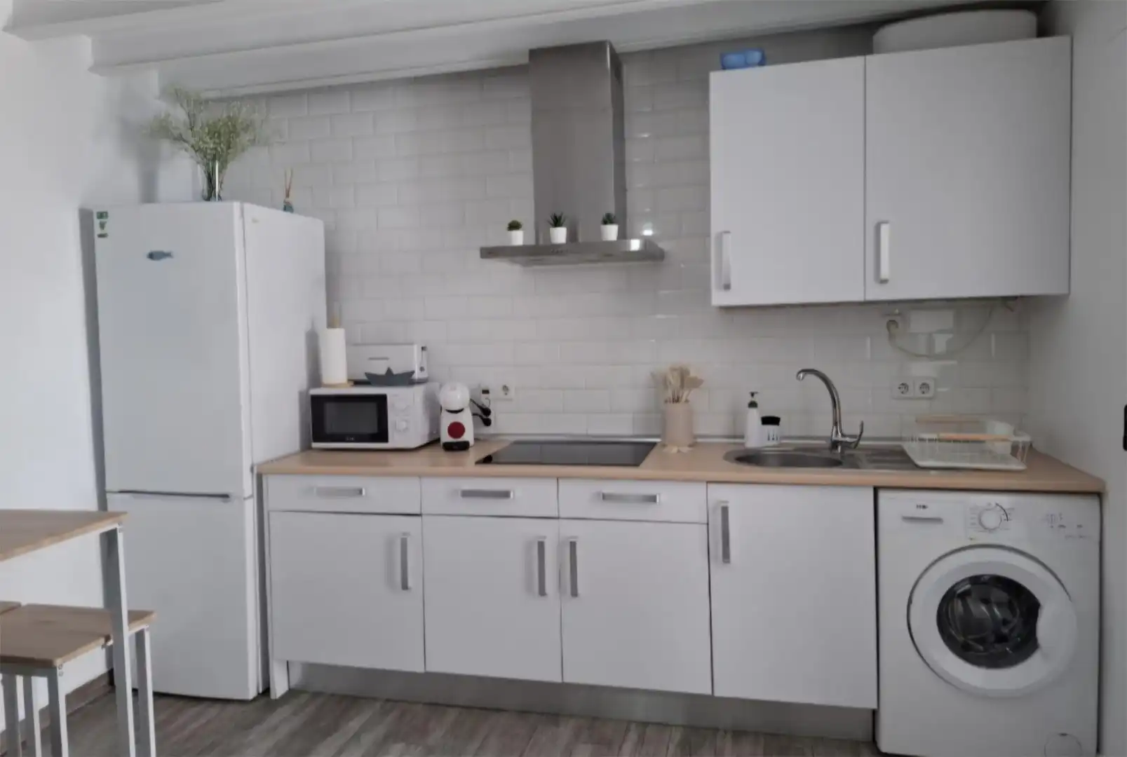 Apartamento de alquiler en Calle la Rosa, 15, Barbate ciudad Cocina de Apartamento de alquiler en Barbate con Aire acondicionado, Calefacción y Amueblado