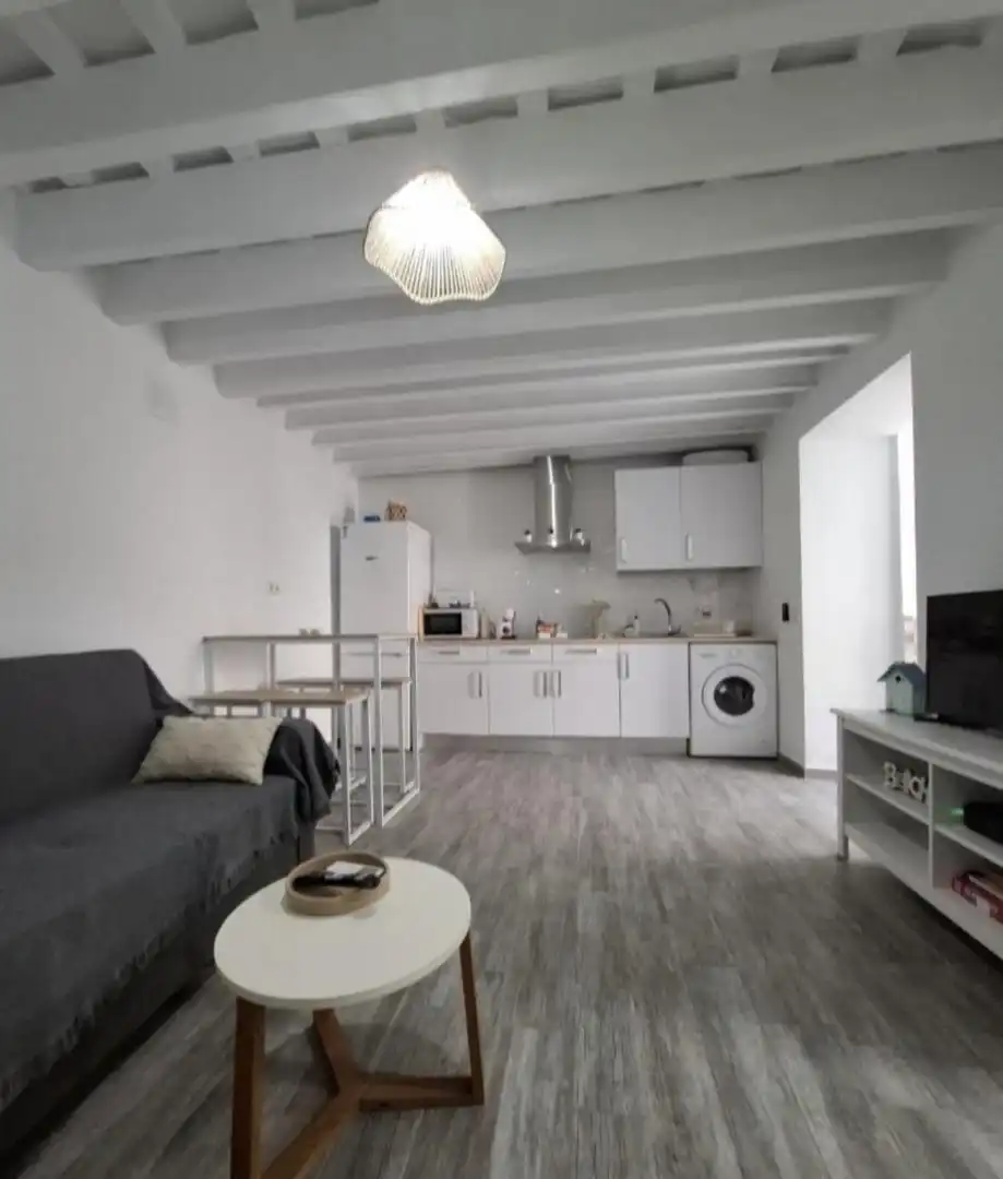 Apartamento de alquiler en Calle la Rosa, 15, Barbate ciudad Cocina de Apartamento de alquiler en Barbate con Aire acondicionado, Calefacción y Amueblado