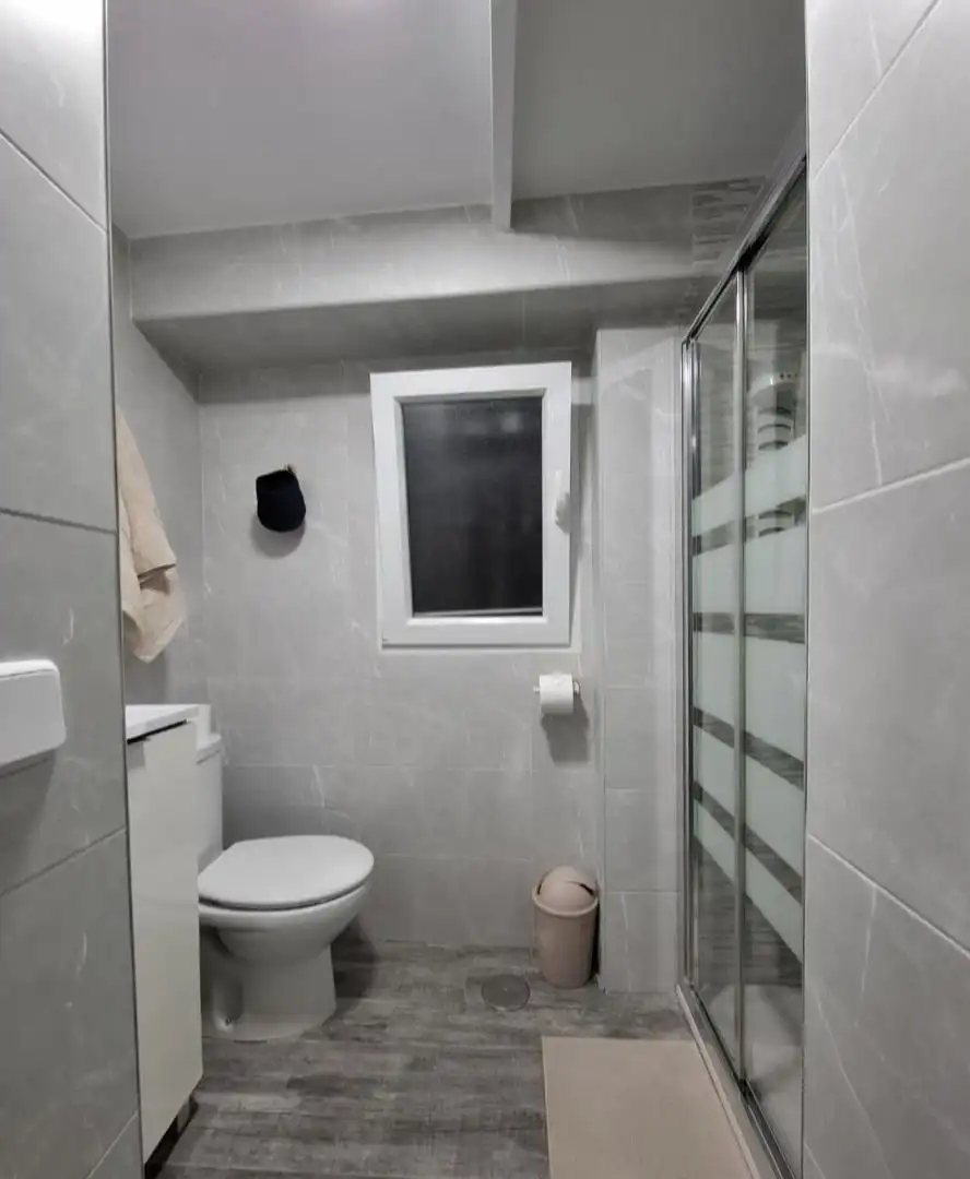 Apartamento de alquiler en Calle la Rosa, 15, Barbate ciudad Baño de Apartamento de alquiler en Barbate con Aire acondicionado, Calefacción y Amueblado