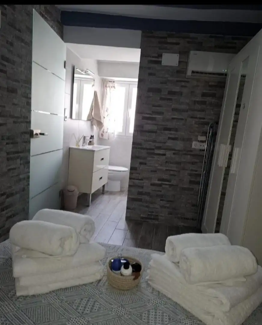 Apartamento de alquiler en Calle la Rosa, 15, Barbate ciudad Baño de Apartamento de alquiler en Barbate con Aire acondicionado, Calefacción y Amueblado
