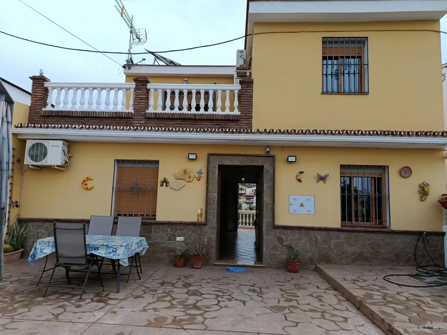 Casa o chalet en venta en Calle Norte, 17, Olías Casa o chalet en venta en Málaga con Aire acondicionado, Calefacción y Jardín privado