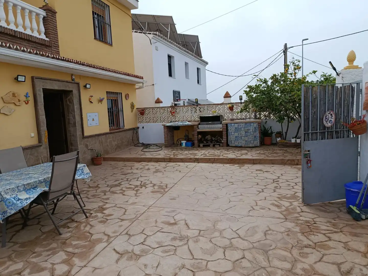 Casa o chalet en venta en Calle Norte, 17, Olías Terraza de Casa o chalet en venta en Málaga con Aire acondicionado, Calefacción y Jardín privado