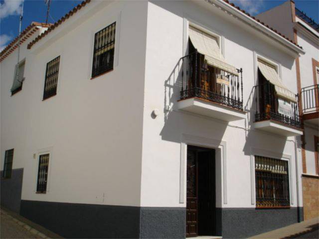 Casa adosada en Venta en Calle el Pino, 12 en Almonaster la Real