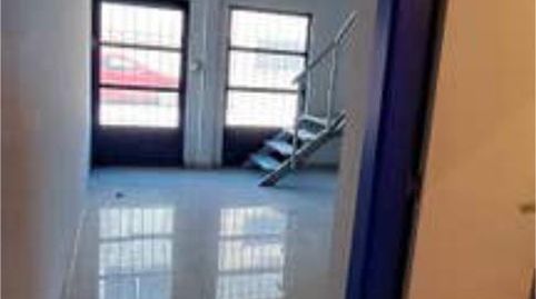 Foto 4 von Fabrikhallen zur Miete in Albelda de Iregua, La Rioja