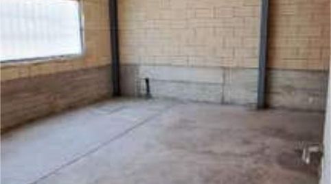 Foto 5 von Fabrikhallen zur Miete in Albelda de Iregua, La Rioja