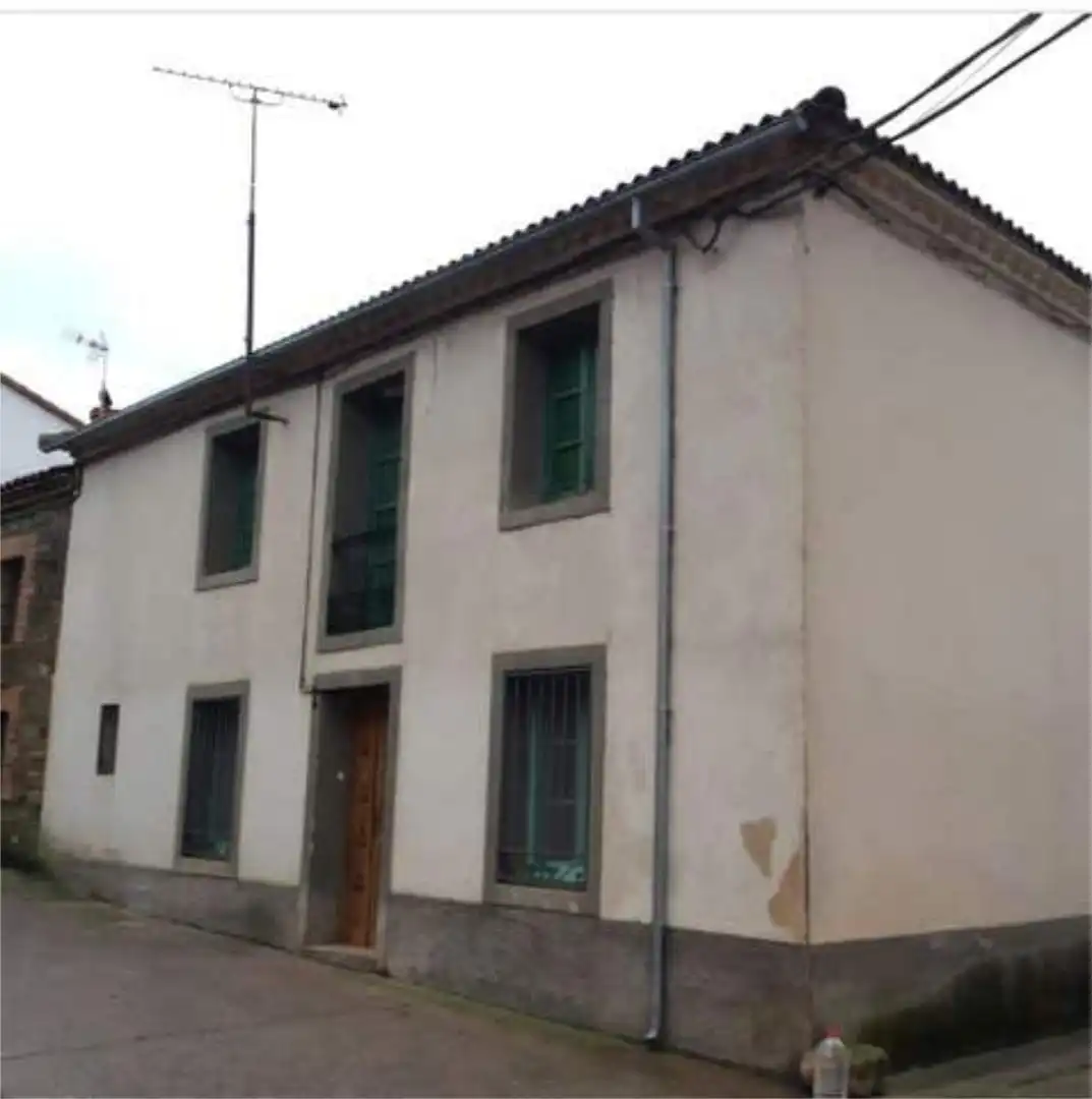 Vista exterior de Casa o chalet en venta en Gallegos del Río