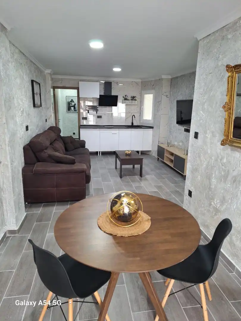 Piso en venta en Calle Milagros Maestre Esteve, 122, Fraternidad Sala de estar de Piso en venta en Elda con Aire acondicionado, Amueblado y Lavadora