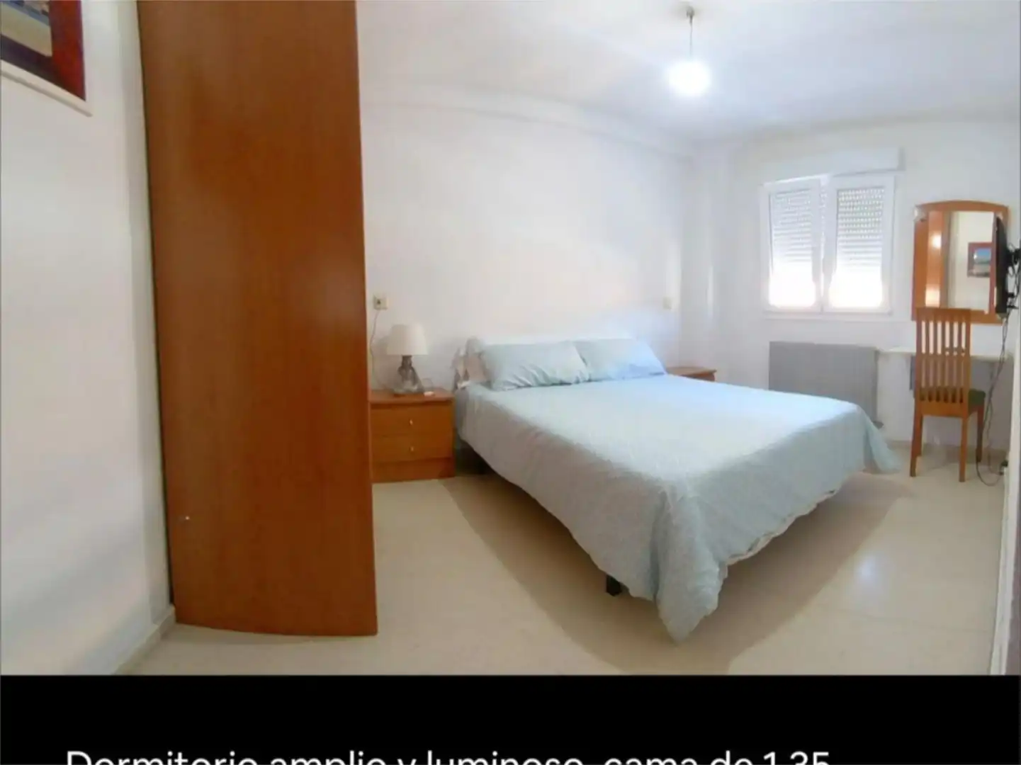 Habitación de Piso para compartir en Gijón  con Calefacción, Trastero y Amueblado