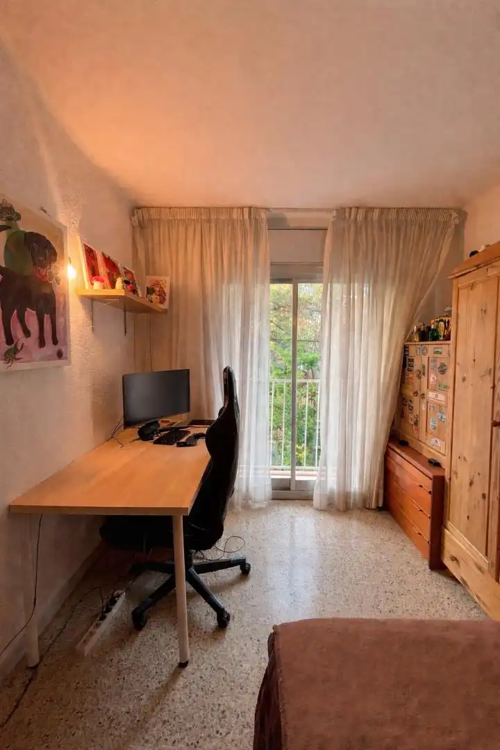 Room in Carrer de Sant Ramon, 128, Sant Ramón Room in Carrer de Sant Ramon, 128, Sant Ramón