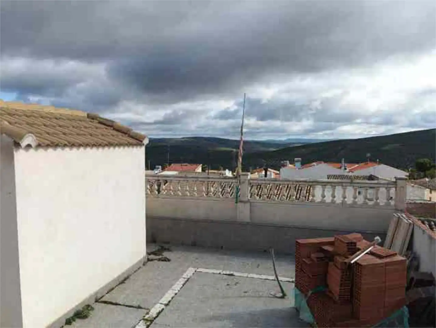 Casa o chalet en venta en Úbeda Vista exterior de Casa o chalet en venta en Úbeda con Terraza y Piscina