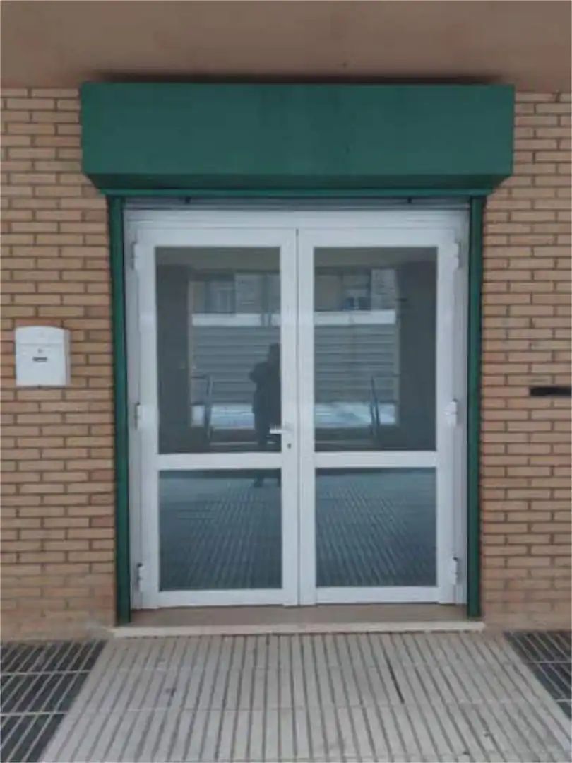 Commercial properties for rent in La Florida - San Pedro Commercial properties for rent in Soria Capital with Air Conditioner