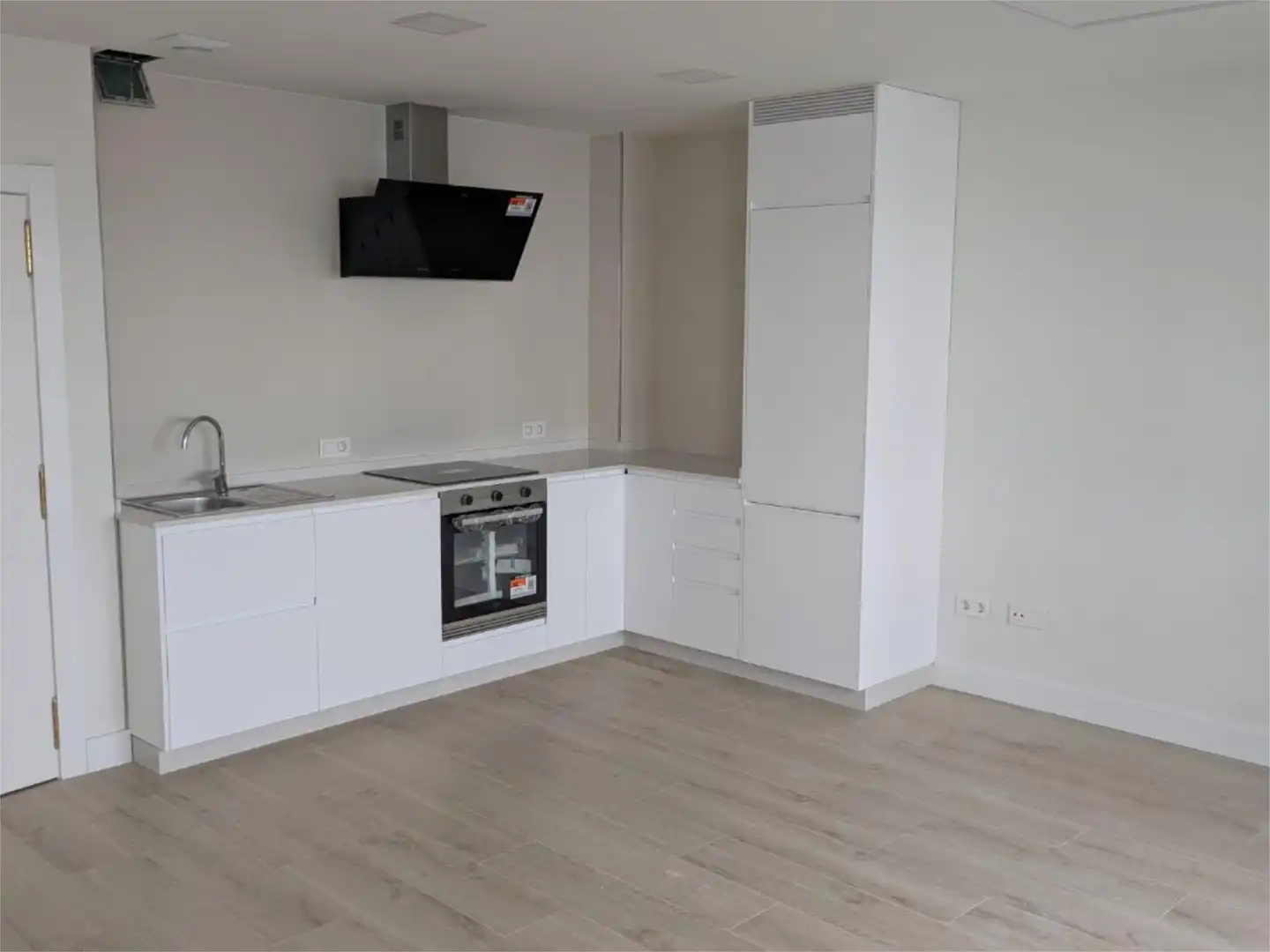 Kitchen of Flat for rent in Pontevedra Capital 