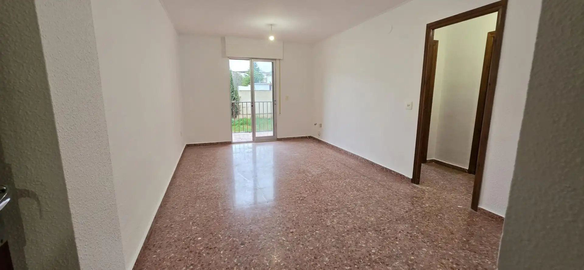 Sala de estar de Piso en venta en Ayora con Trastero y Balcón