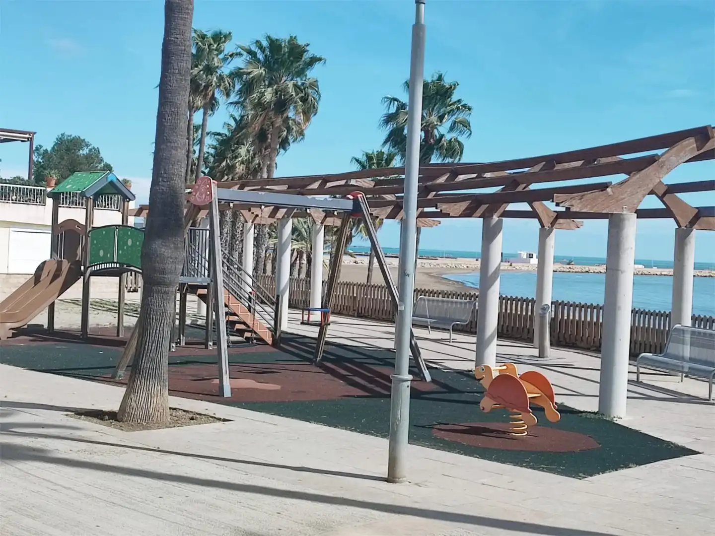 Exterior view of Flat for share in La Ràpita  with Air Conditioner, Heating and Private garden