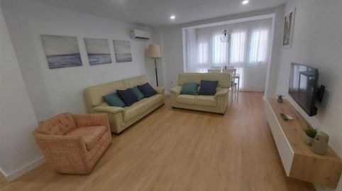 Photo 2 of Flat for rent in Calle Maria Silva Cruz la Libertaria, 2, Astilleros - La Paz - Loreto - El Corte Inglés, Cádiz Capital