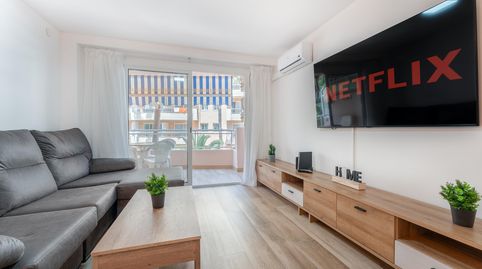 Foto 2 de Piso de alquiler en Carrer de Casp, 3, Mar i Camp - Platja dels Capellans, Salou