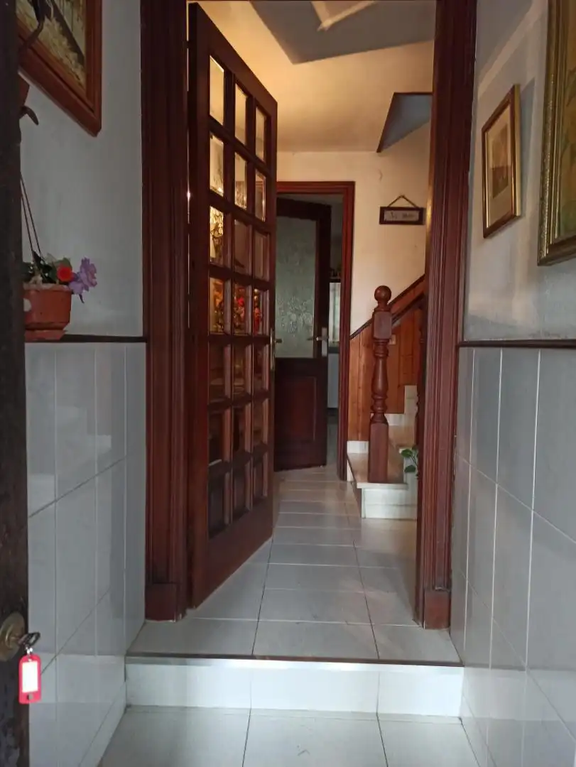 Houses for sale in Rúa Das Cancelas, 40, San Lázaro - Meixonfrío Houses for sale in Santiago de Compostela with Terrace, Swimming Pool and Balcony