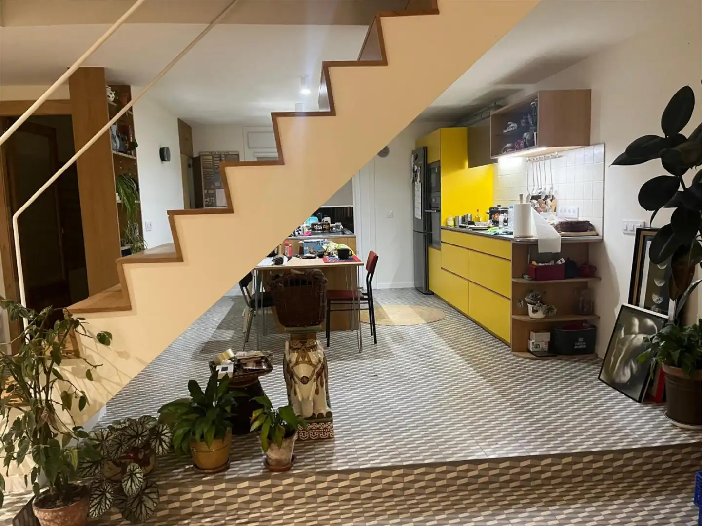 Houses for sale in Rúa Das Cancelas, 40, San Lázaro - Meixonfrío Kitchen of Houses for sale in Santiago de Compostela with Terrace, Swimming Pool and Balcony