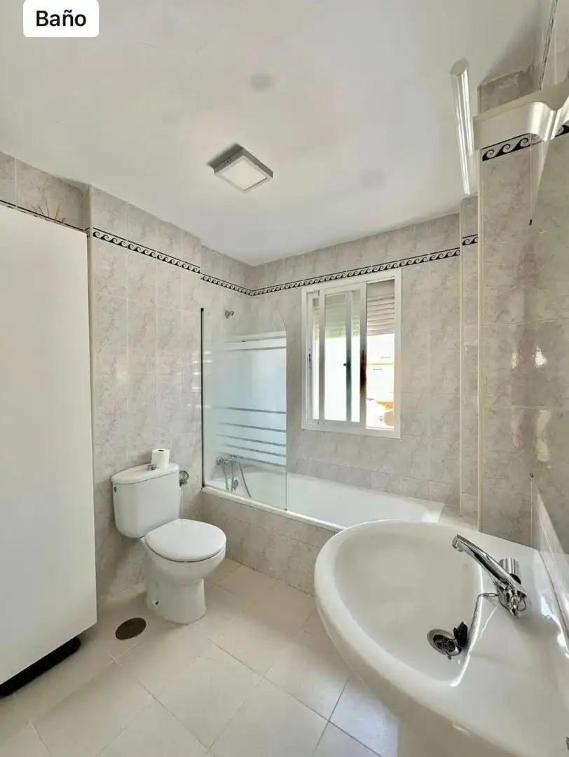 Detached homes for sale in Calle Playa de la Caleta, 2, Parque Atlántico - Ronda este Detached homes for sale in Calle Playa de la Caleta, 2, Parque Atlántico - Ronda este