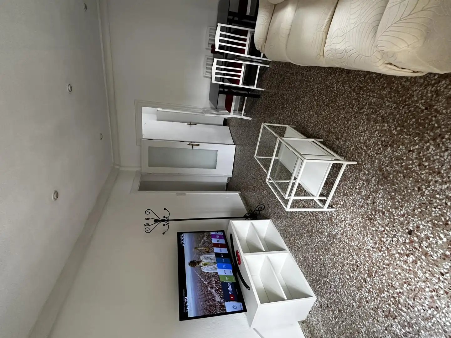 Living room of Flat for rent in  Murcia Capital  with Air Conditioner and Furnished