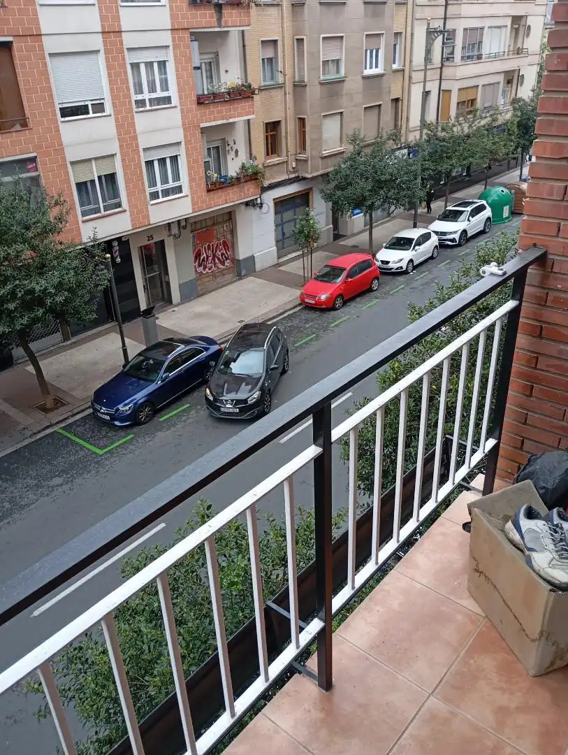 Pis en venda a Calle Huesca, 18, Jesuitas Aparcament de Pis en venda en Logroño amb Terrassa i Balcó