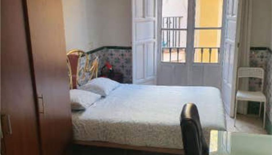 Apartamento de alquiler en San Bartolomé, Sevilla Capital - imagen 1 Foto 1 de Apartamento de alquiler en San Bartolomé, Sevilla Capital
