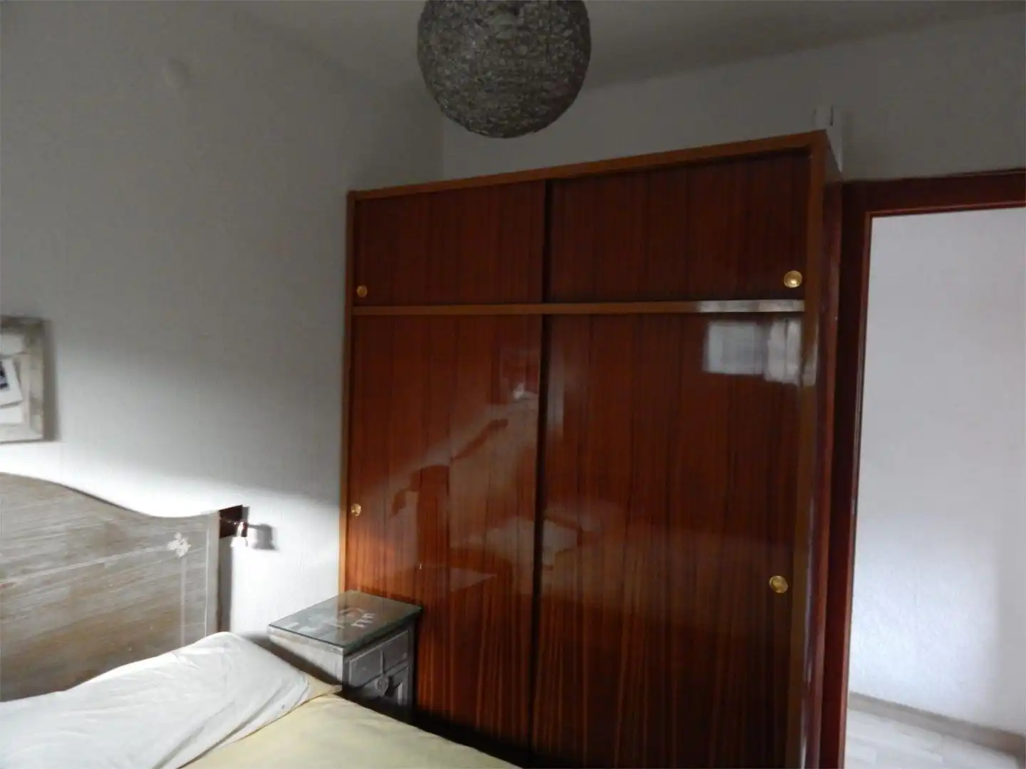 Casa o xalet en venda a Carrer Pujada de la Selva, 1, Sant Vicenç Dels Horts Dormitori de Casa o xalet en venda en Sant Vicenç Dels Horts amb Aire condicionat, Terrassa i Piscina