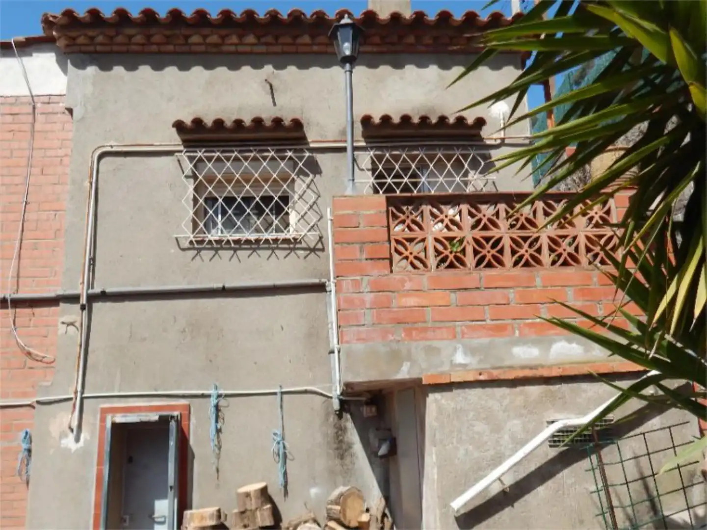 Casa o xalet en venda a Carrer Pujada de la Selva, 1, Sant Vicenç Dels Horts Vista exterior de Casa o xalet en venda en Sant Vicenç Dels Horts amb Aire condicionat, Terrassa i Piscina