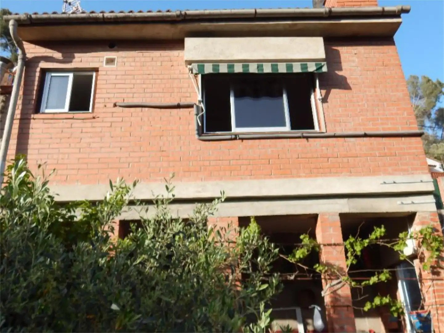 Casa o xalet en venda a Carrer Pujada de la Selva, 1, Sant Vicenç Dels Horts Vista exterior de Casa o xalet en venda en Sant Vicenç Dels Horts amb Aire condicionat, Terrassa i Piscina