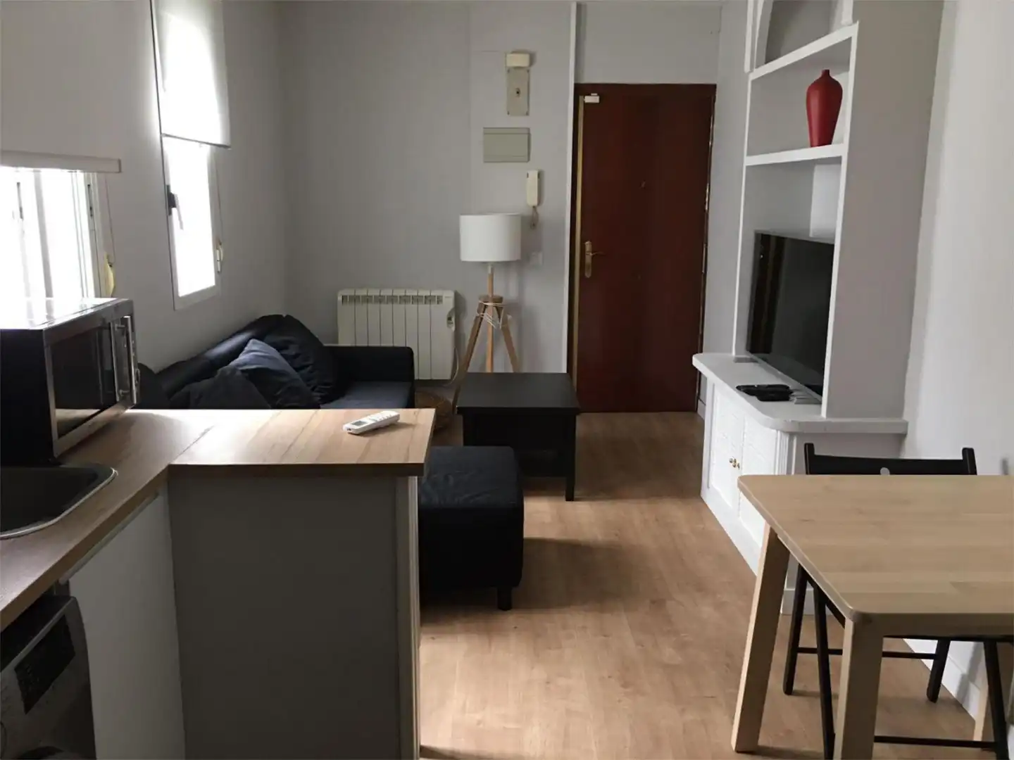 Sala d'estar de Pis de lloguer en  Madrid Capital amb Aire condicionat