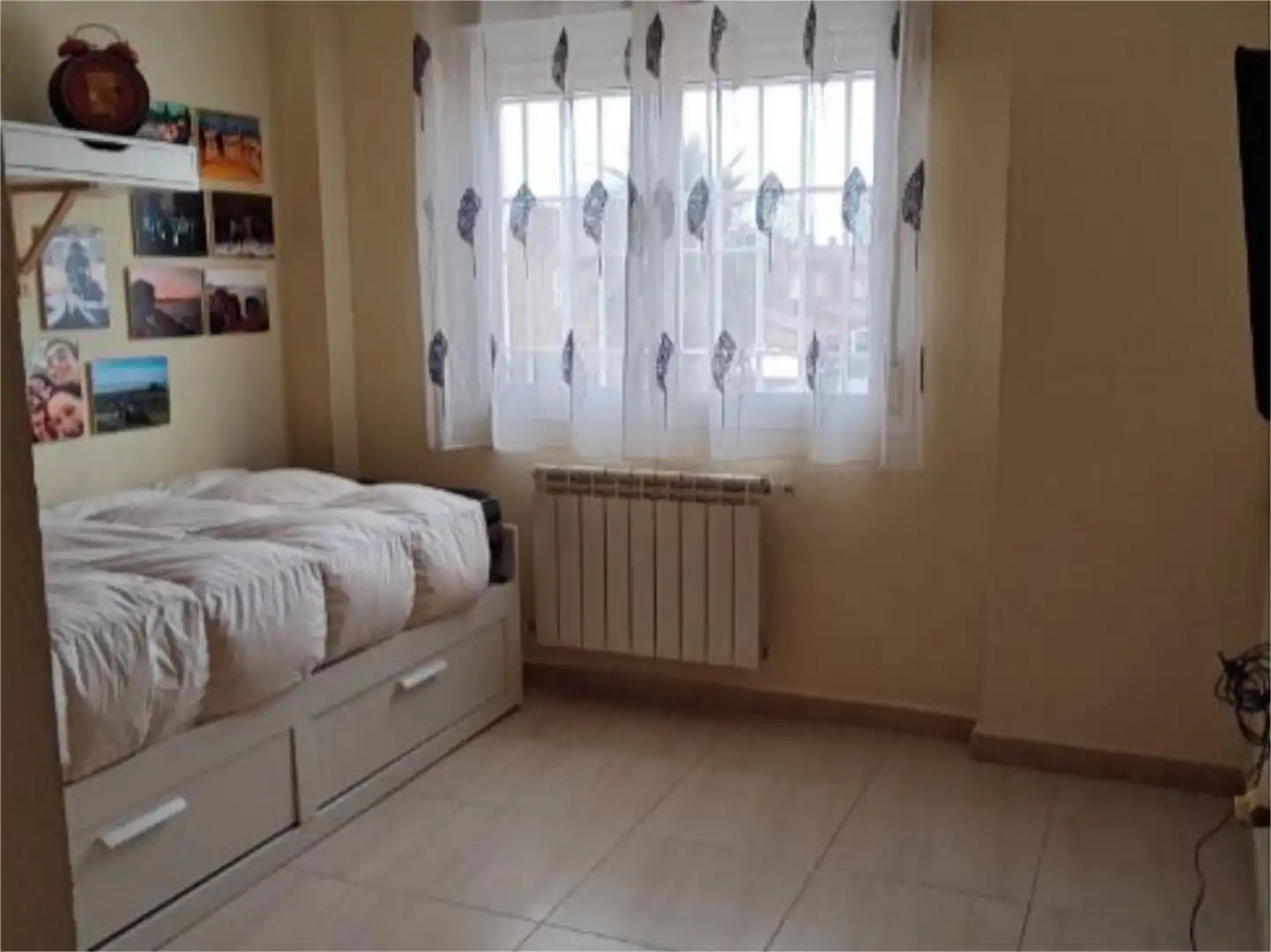 Piso en venta en Calle Océano Pacífico, 97, Las Lomas Habitación de Piso en venta en Seseña con Calefacción, Jardín privado y Terraza