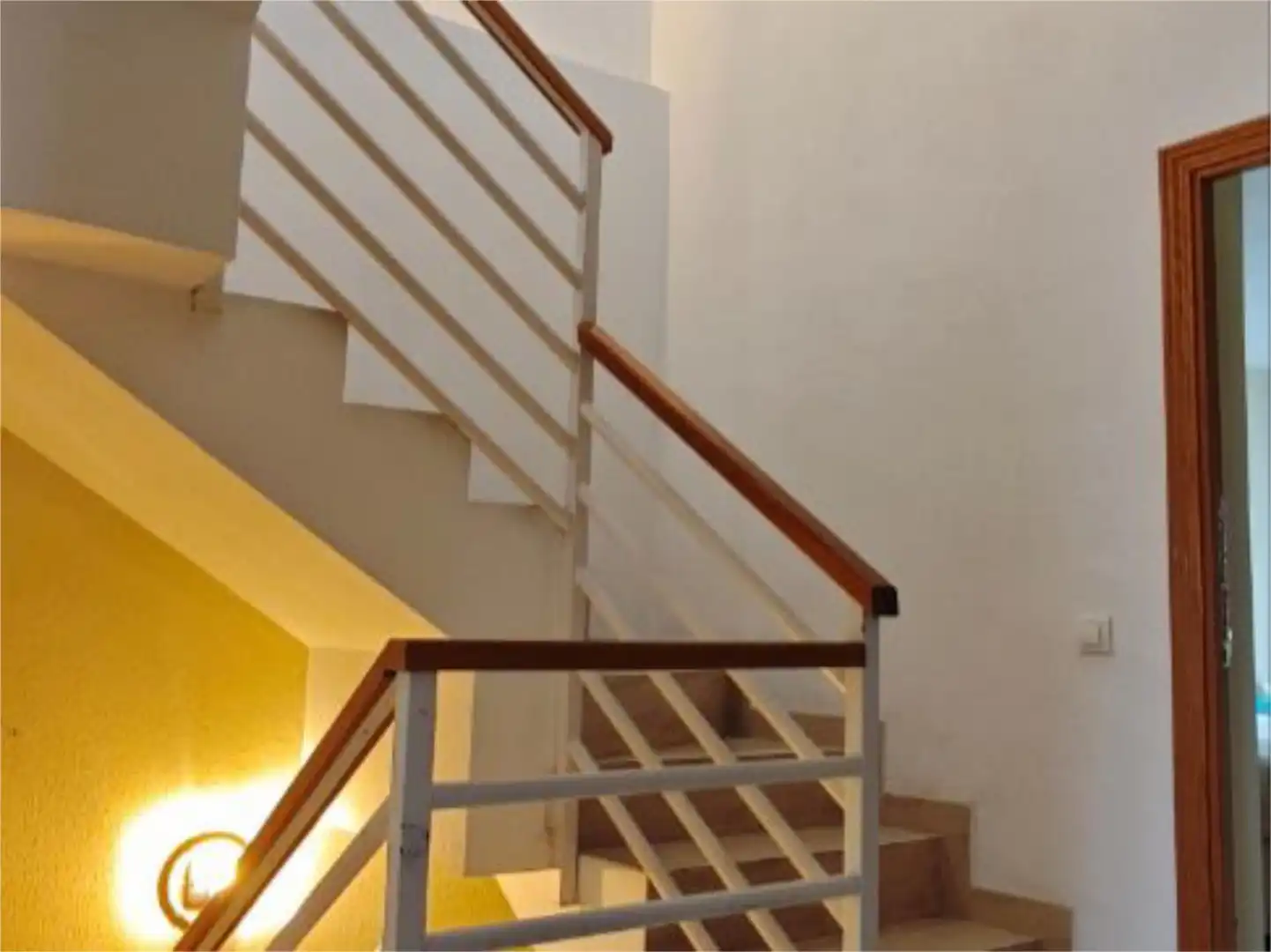 Piso en venta en Calle Océano Pacífico, 97, Las Lomas Piso en venta en Seseña con Calefacción, Jardín privado y Terraza