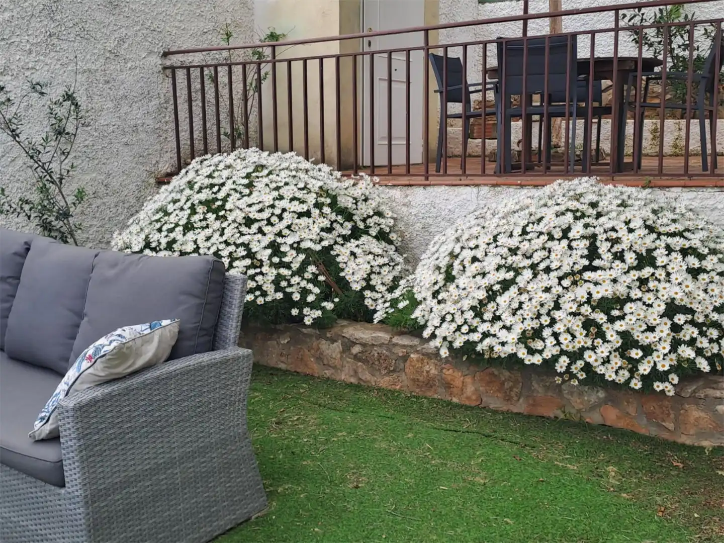 Piso en venta en Calle Topacio, 54, Las Pedrizas Terraza de Piso en venta en Chiva con Aire acondicionado, Calefacción y Jardín privado