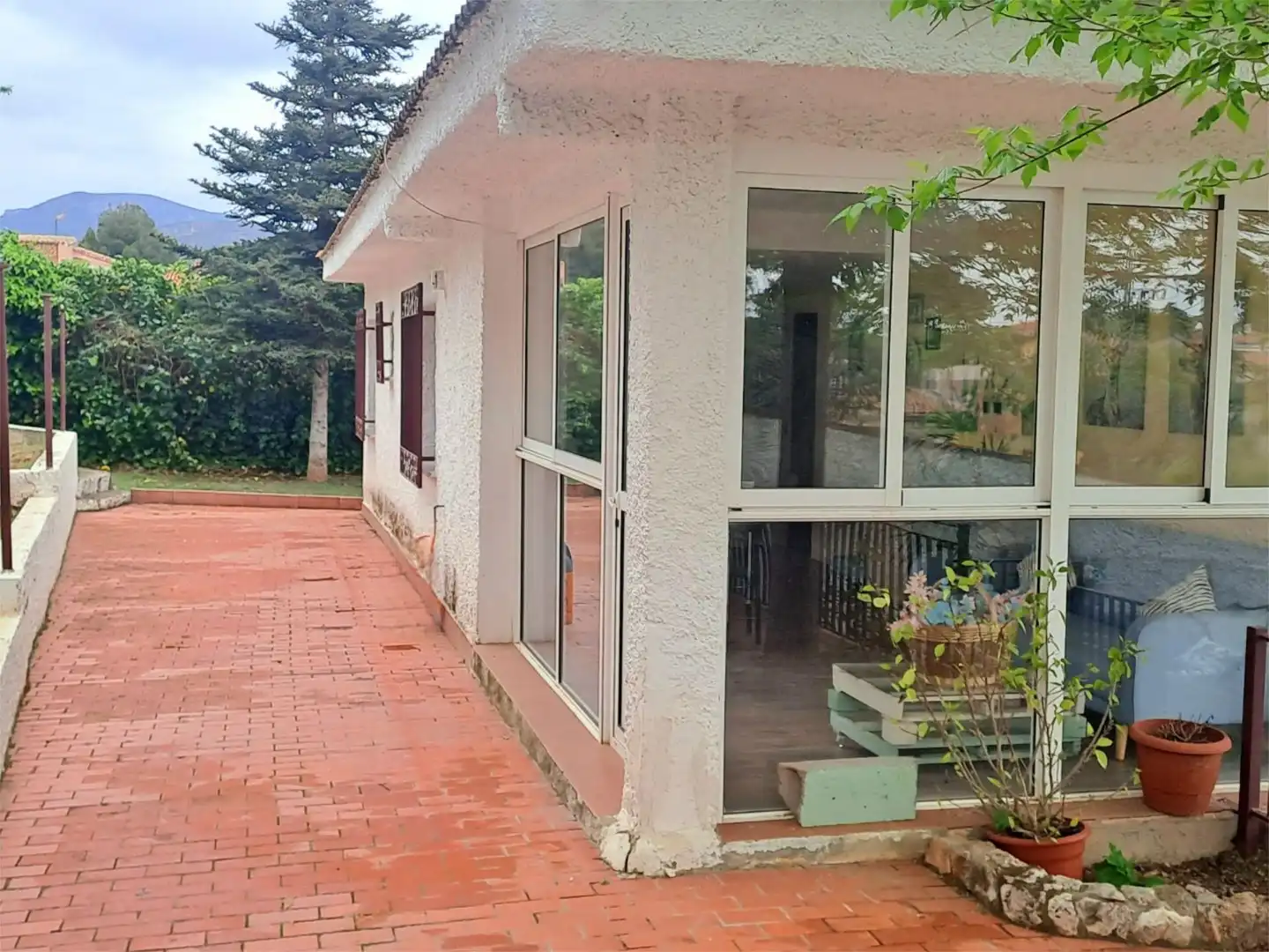 Piso en venta en Calle Topacio, 54, Las Pedrizas Vista exterior de Piso en venta en Chiva con Aire acondicionado, Calefacción y Jardín privado