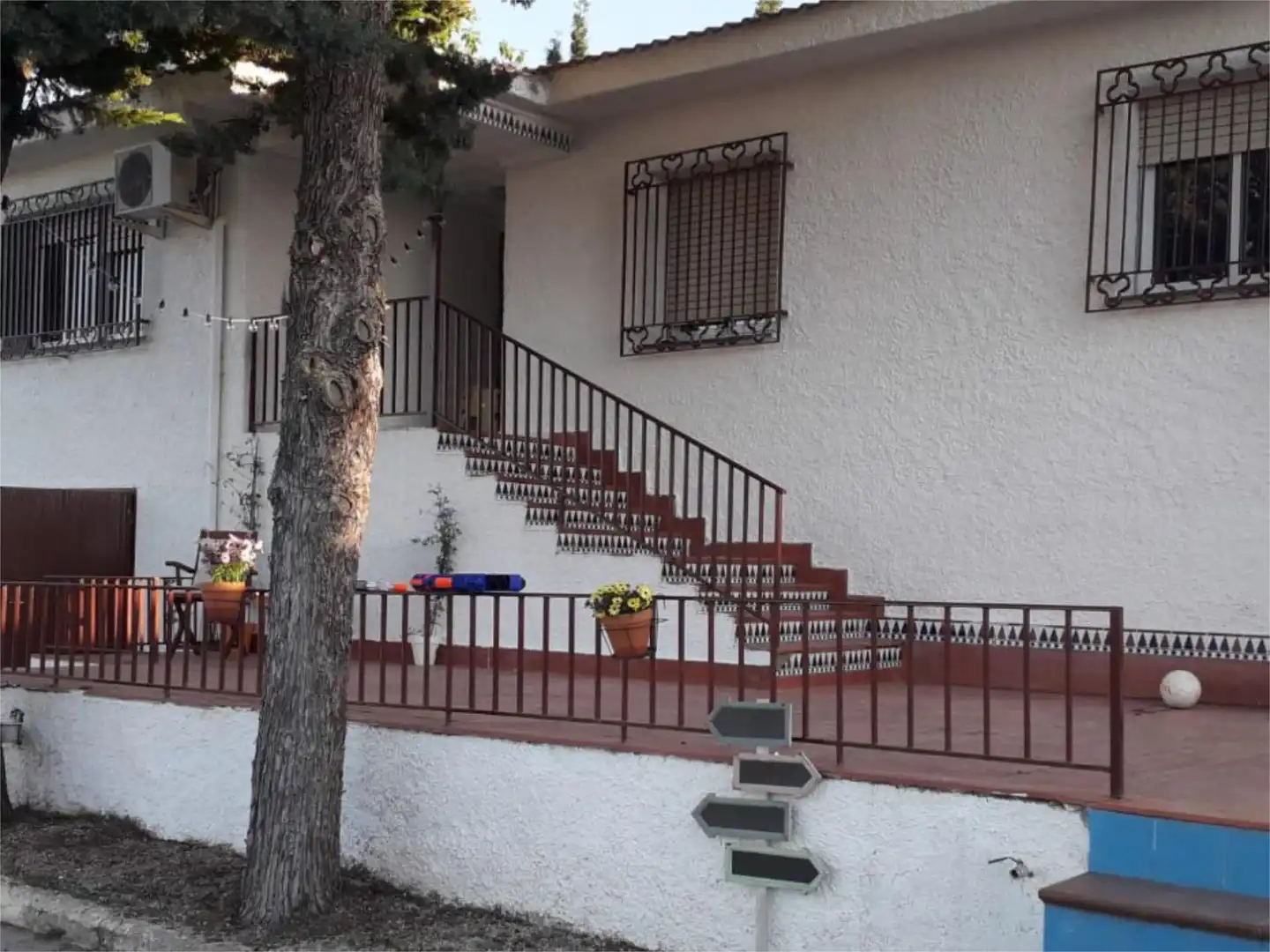 Piso en venta en Calle Topacio, 54, Las Pedrizas Vista exterior de Piso en venta en Chiva con Aire acondicionado, Calefacción y Jardín privado