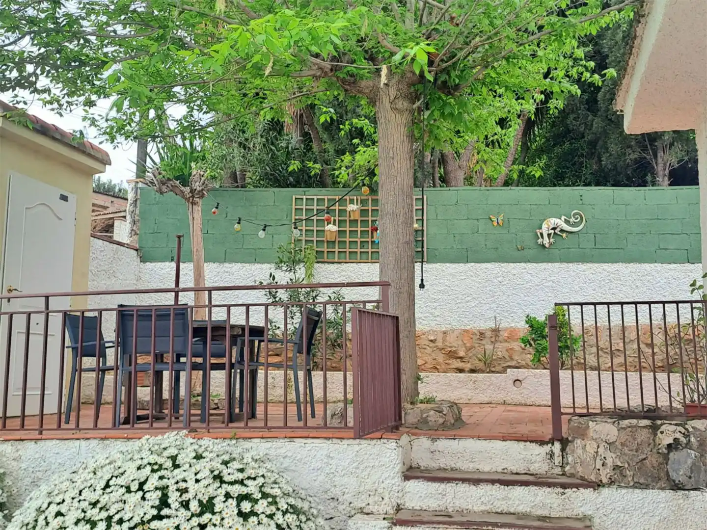 Piso en venta en Calle Topacio, 54, Las Pedrizas Terraza de Piso en venta en Chiva con Aire acondicionado, Calefacción y Jardín privado