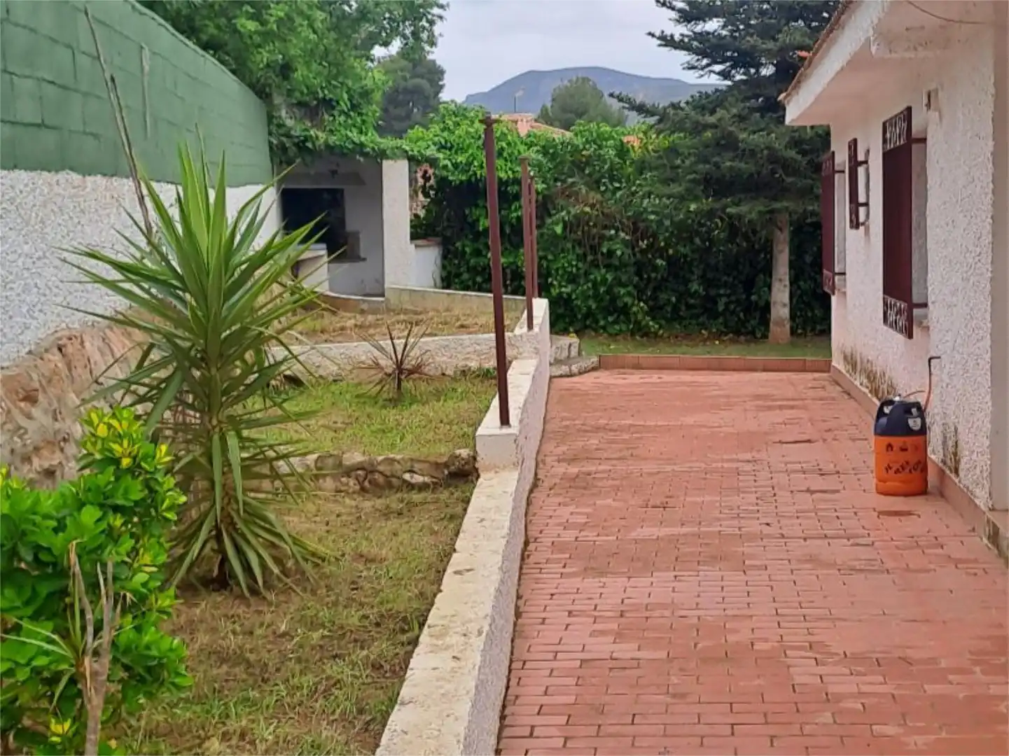 Piso en venta en Calle Topacio, 54, Las Pedrizas Vista exterior de Piso en venta en Chiva con Aire acondicionado, Calefacción y Jardín privado