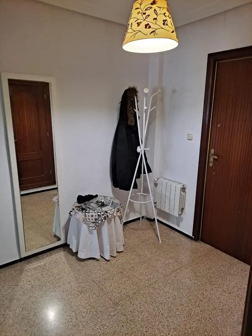 Flat for rent in  Granada Capital  with Heating, Terrace and Furnished