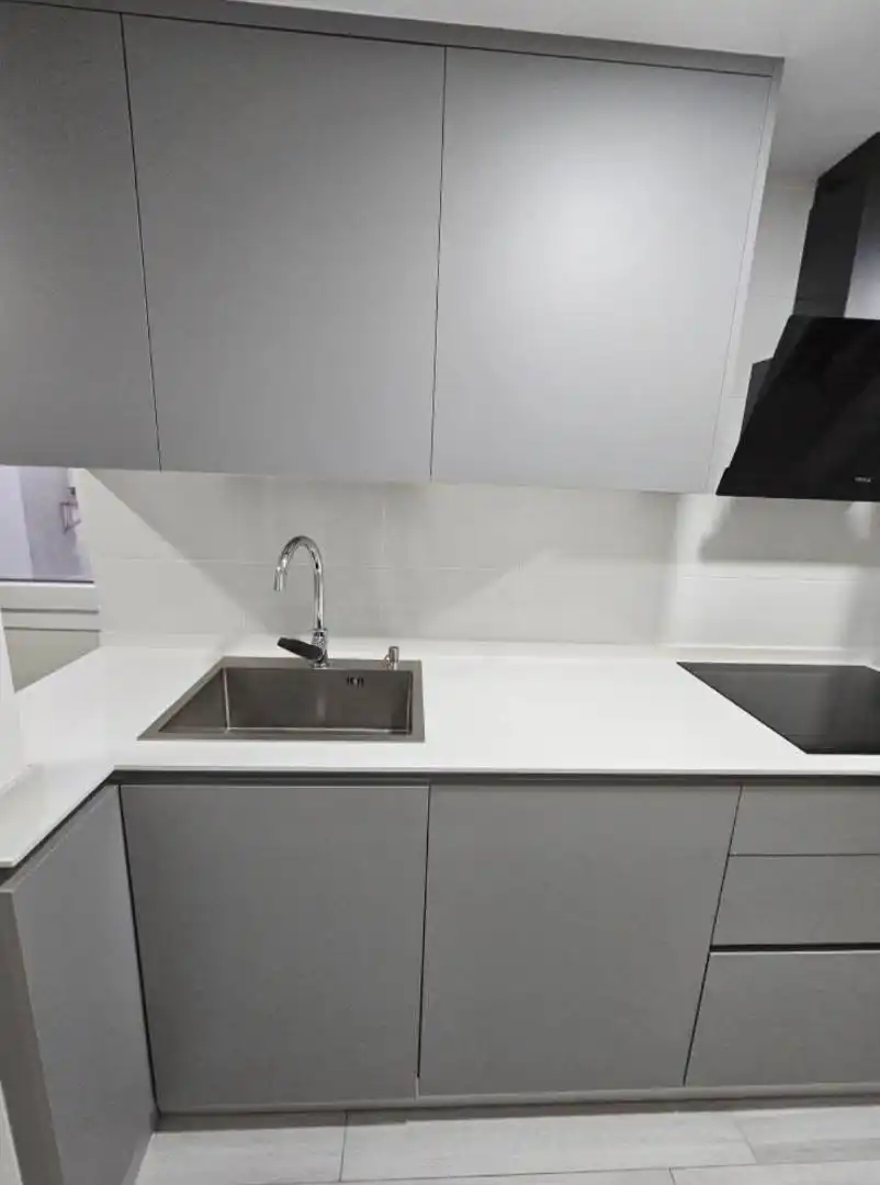 Wohnung zum Verkauf in Calle Vicente Delgado Algaba, 108a, Maria Auxiliadora - Barriada de Llera Küche von Wohnung zum Verkauf in Badajoz Capital mit Klimaanlage und Terrasse