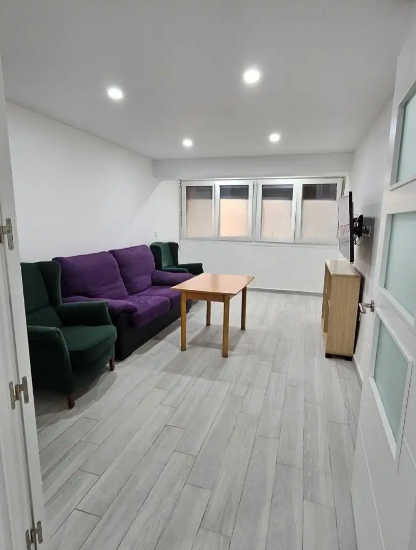 Wohnung zum Verkauf in Calle Vicente Delgado Algaba, 108a, Maria Auxiliadora - Barriada de Llera Wohnzimmer von Wohnung zum Verkauf in Badajoz Capital mit Klimaanlage und Terrasse