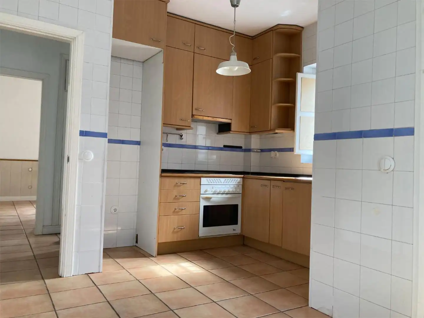 Kitchen of Houses for sale in  Madrid Capital  with Terrace