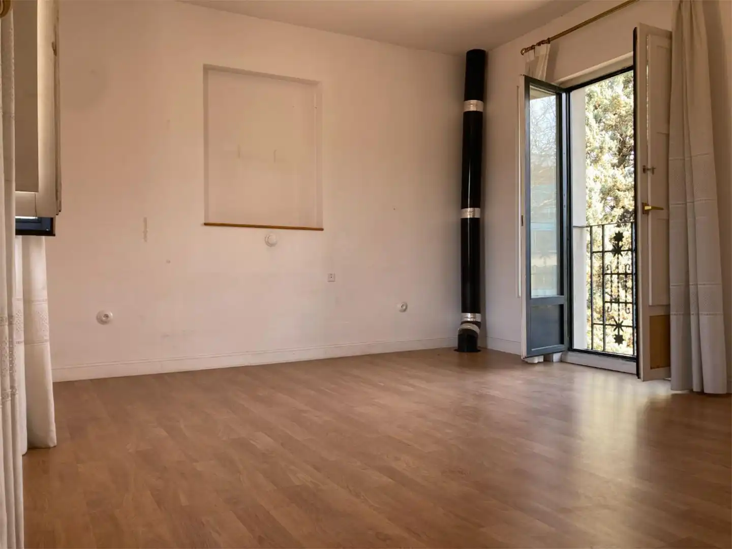 Living room of Houses for sale in  Madrid Capital  with Terrace
