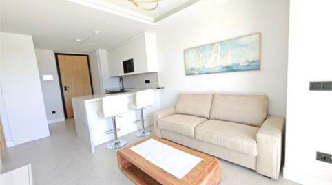 Photo 3 of Flat for rent in Calle de Mesena, 80, Pinar del Rey, Madrid Capital