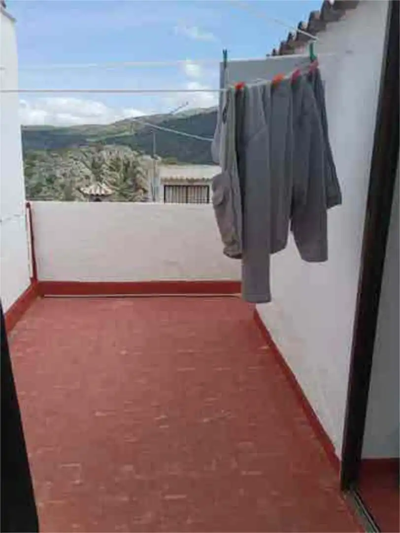 Casa o chalet en venta en Benaoján Terraza de Casa o chalet en venta en Benaoján con Terraza y Amueblado