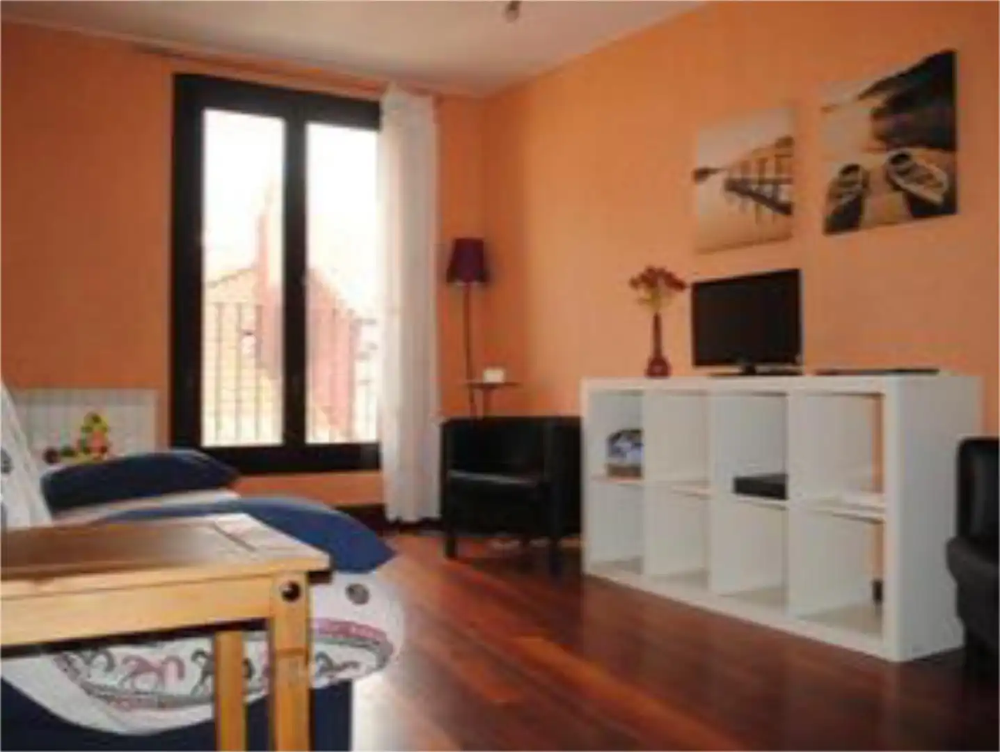 Sala d'estar de Pis de lloguer en Donostia - San Sebastián  amb Calefacció, Moblat i Balcó